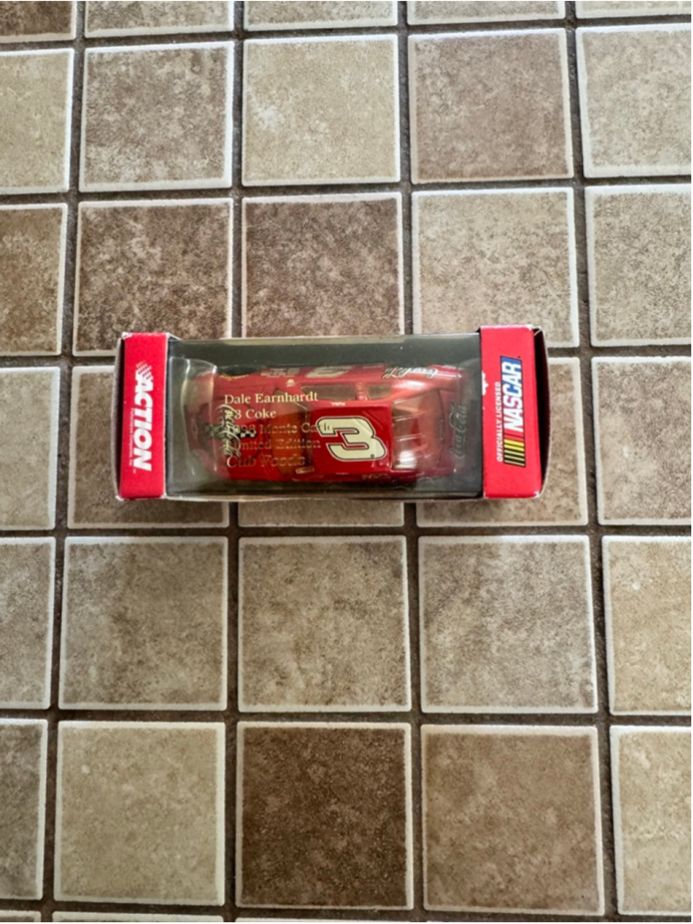 Boys Action Dale Earnhardt Coca-Cola Racing Family Car Red Black 1:64